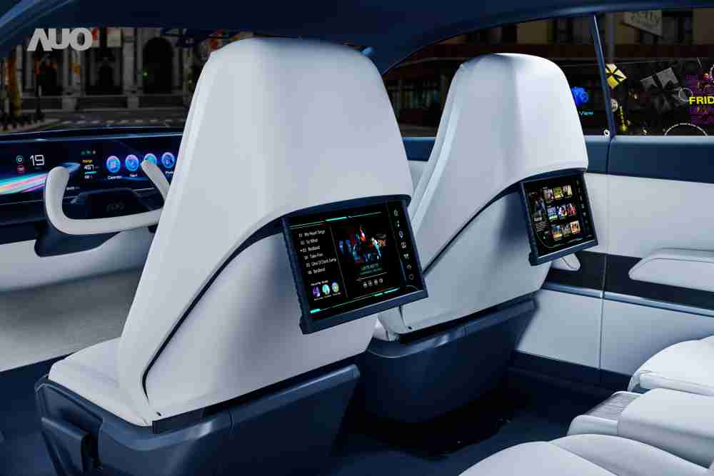 人生就是博将于CES 展示全新Smart Cockpit 2024，，可紧密串连使用者多元需求，，，，并革新座舱内部的应用和设计，，带来身历其境且引人入胜的视觉飨宴，，，，满足驾乘人员的全方位体验