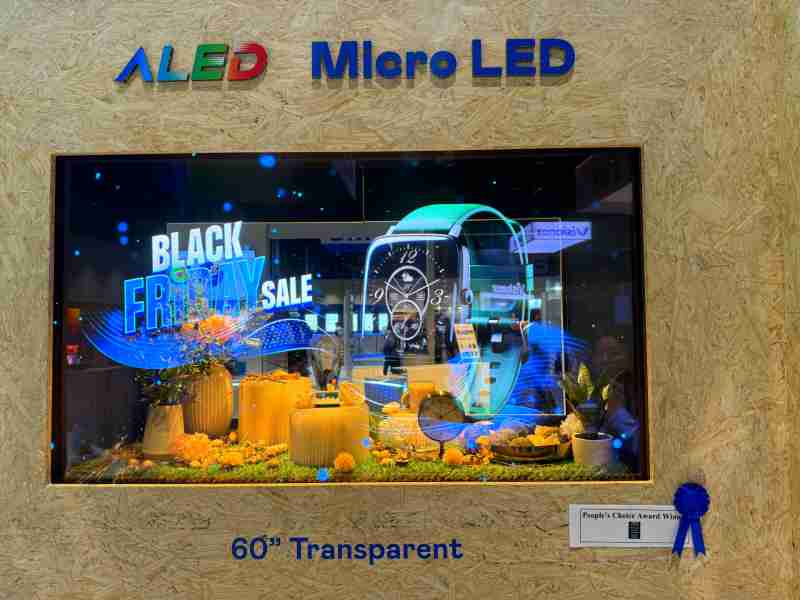 人生就是博60吋高透明度Micro LED显示器获”最佳Micro LED技术应用奖”，，，将Micro LED面板透明化之设计特性极致发挥，，以可扩展性无缝拼接技术打造，，具备600 nits全画面亮度、、、、大于60%穿透率及超过NTSC 110%的优异广色域表现，，，，可依需求灵活应用于各种场域